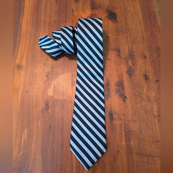 Nordstrom 100% Silk Tie Navy/ Light Blue Diagonal Stripe - Long - Picture 6 of 12